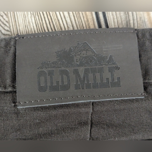 Old Mill Size 38 Cargo Shorts Brown Excellent Condition - Picture 9 of 12